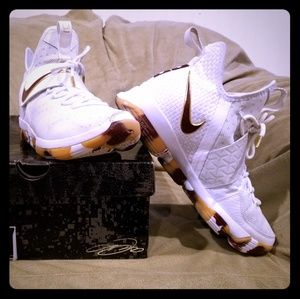 Nike Lebron 14 white wine